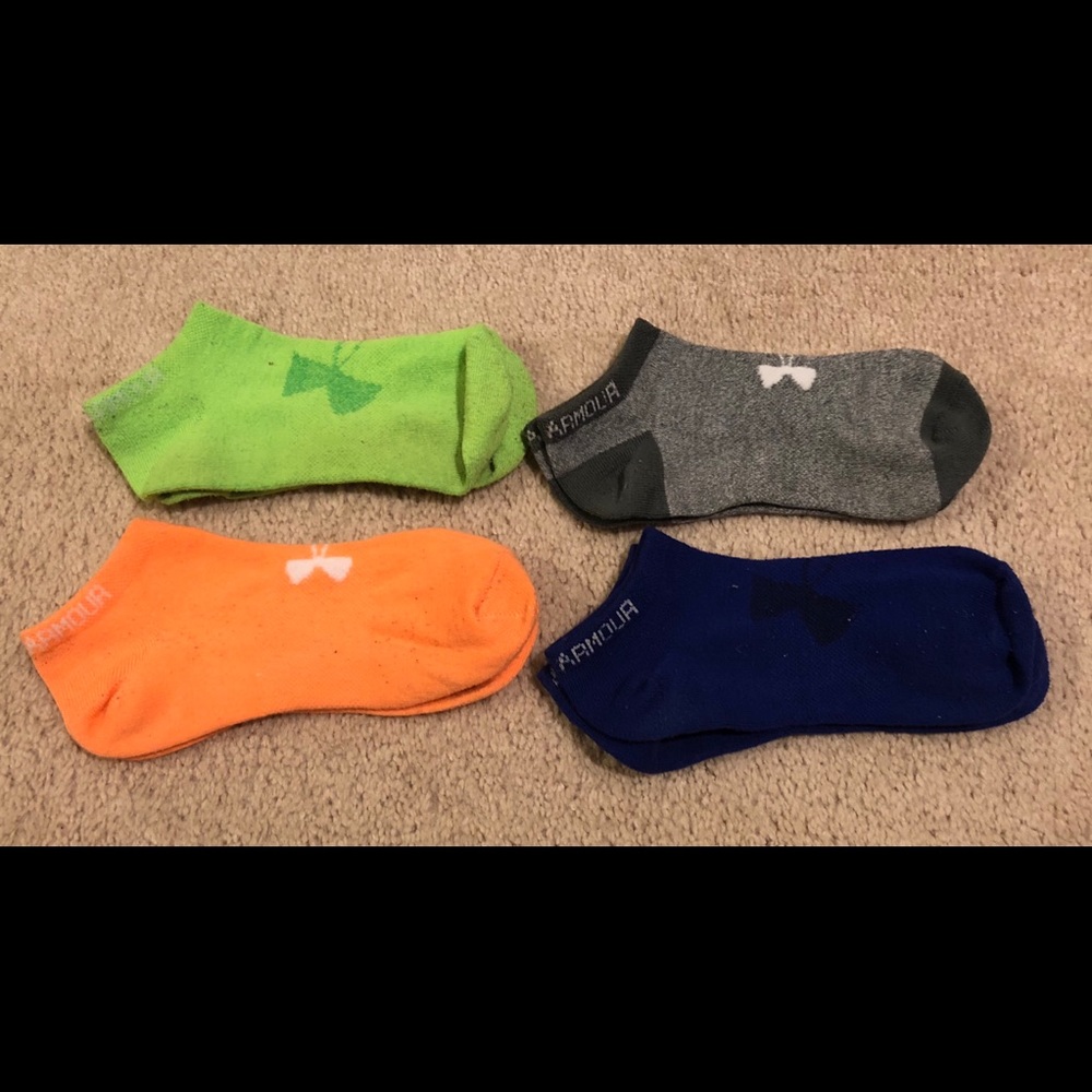 11 Pairs of Under Armour Women’s Socks